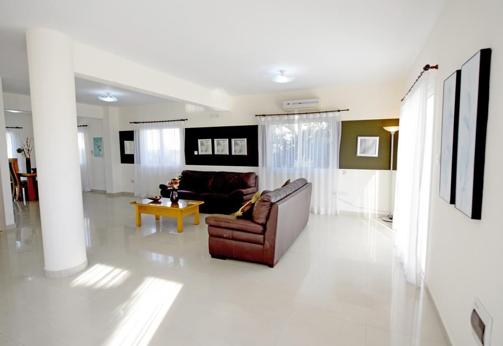 Hara Nissi Beach Villas Айя-Напа Номер фото